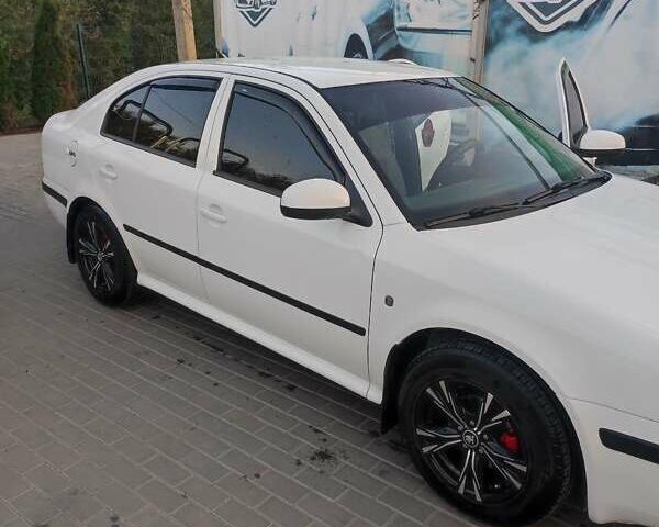 Белый Шкода Октавия, объемом двигателя 1.4 л и пробегом 180 тыс. км за 5700 $, фото 6 на Automoto.ua
