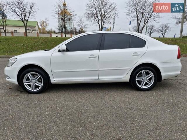 Білий Шкода Октавія, об'ємом двигуна 1.6 л та пробігом 200 тис. км за 8300 $, фото 16 на Automoto.ua