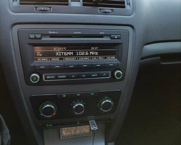 Белый Шкода Октавия, объемом двигателя 1.9 л и пробегом 286 тыс. км за 6300 $, фото 16 на Automoto.ua