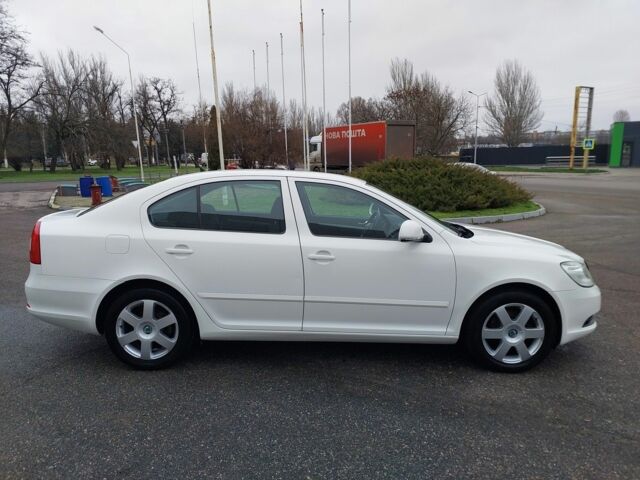 Белый Шкода Октавия, объемом двигателя 1.4 л и пробегом 187 тыс. км за 8000 $, фото 8 на Automoto.ua