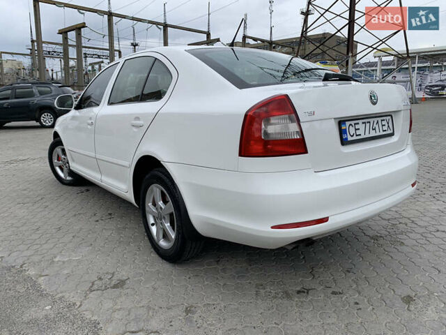 Белый Шкода Октавия, объемом двигателя 1.8 л и пробегом 213 тыс. км за 6400 $, фото 13 на Automoto.ua