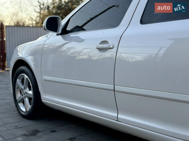 Белый Шкода Октавия, объемом двигателя 1.39 л и пробегом 275 тыс. км за 8200 $, фото 30 на Automoto.ua