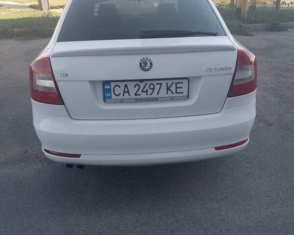 Белый Шкода Октавия, объемом двигателя 1.8 л и пробегом 184 тыс. км за 7500 $, фото 6 на Automoto.ua