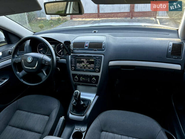 Белый Шкода Октавия, объемом двигателя 1.39 л и пробегом 275 тыс. км за 8200 $, фото 39 на Automoto.ua