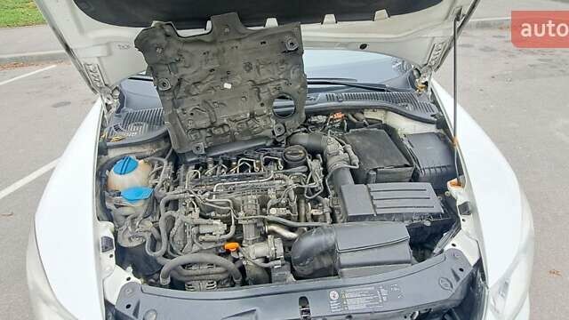 Белый Шкода Октавия, объемом двигателя 1.6 л и пробегом 240 тыс. км за 7600 $, фото 12 на Automoto.ua