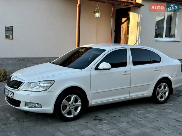 Белый Шкода Октавия, объемом двигателя 1.39 л и пробегом 275 тыс. км за 8200 $, фото 25 на Automoto.ua