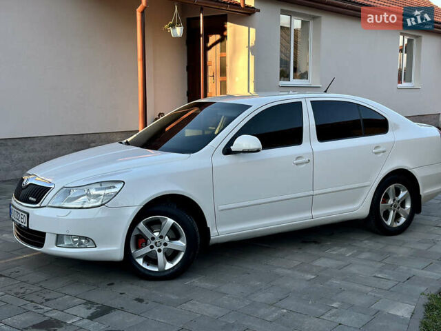 Белый Шкода Октавия, объемом двигателя 1.39 л и пробегом 275 тыс. км за 8200 $, фото 18 на Automoto.ua