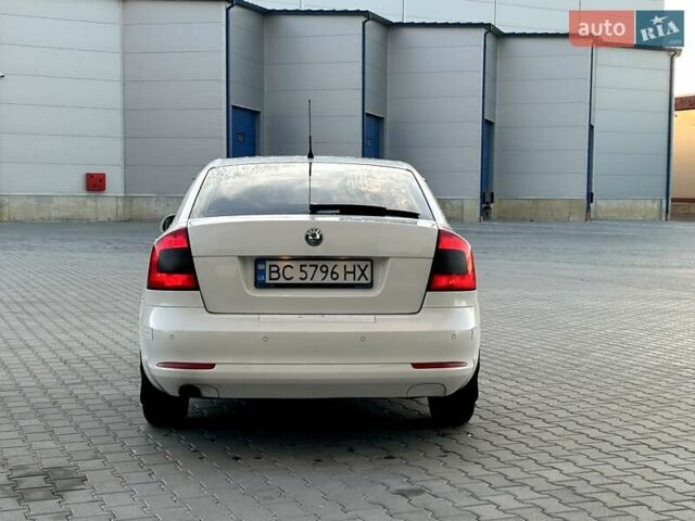Білий Шкода Октавія, об'ємом двигуна 1.6 л та пробігом 312 тис. км за 6800 $, фото 7 на Automoto.ua
