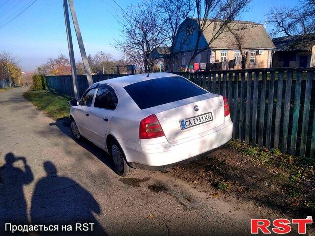Білий Шкода Октавія, об'ємом двигуна 1.6 л та пробігом 283 тис. км за 5800 $, фото 4 на Automoto.ua