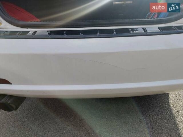 Белый Шкода Октавия, объемом двигателя 1.98 л и пробегом 215 тыс. км за 9100 $, фото 12 на Automoto.ua