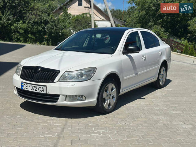 Шкода Октавия 2011 в Черновцах на Automoto.ua Белый Шкода Октавия, объемом двигателя 1.8 л и пробегом 258 тыс. км за 6500 $, фото 6 на Automoto.ua
