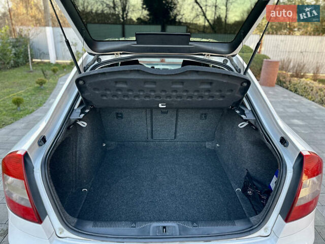 Белый Шкода Октавия, объемом двигателя 1.39 л и пробегом 275 тыс. км за 8200 $, фото 35 на Automoto.ua