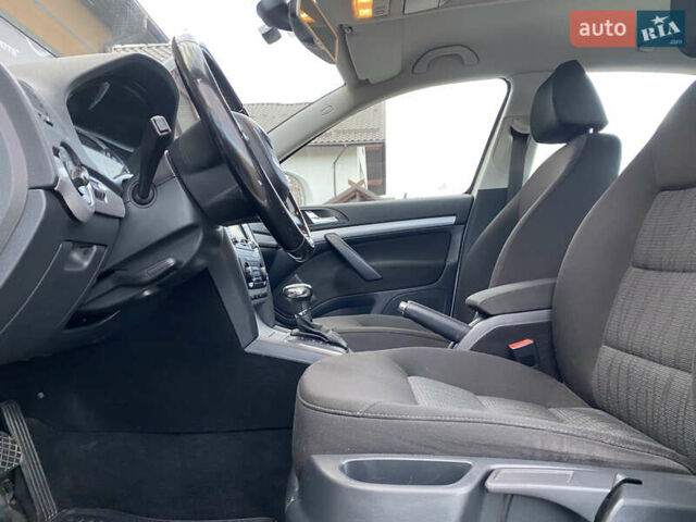 Білий Шкода Октавія, об'ємом двигуна 1.6 л та пробігом 189 тис. км за 8999 $, фото 12 на Automoto.ua