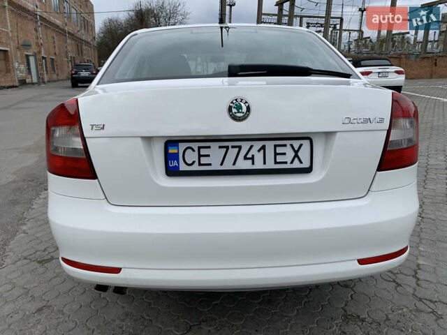 Белый Шкода Октавия, объемом двигателя 1.8 л и пробегом 213 тыс. км за 6400 $, фото 12 на Automoto.ua