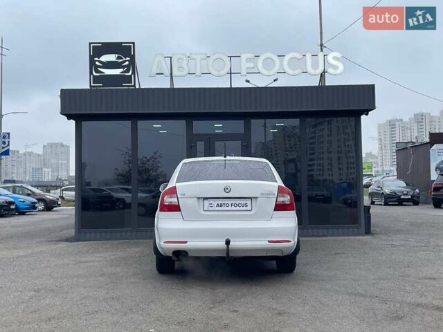 Белый Шкода Октавия, объемом двигателя 1.8 л и пробегом 155 тыс. км за 7990 $, фото 6 на Automoto.ua