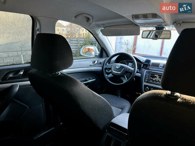 Белый Шкода Октавия, объемом двигателя 1.39 л и пробегом 275 тыс. км за 8200 $, фото 56 на Automoto.ua