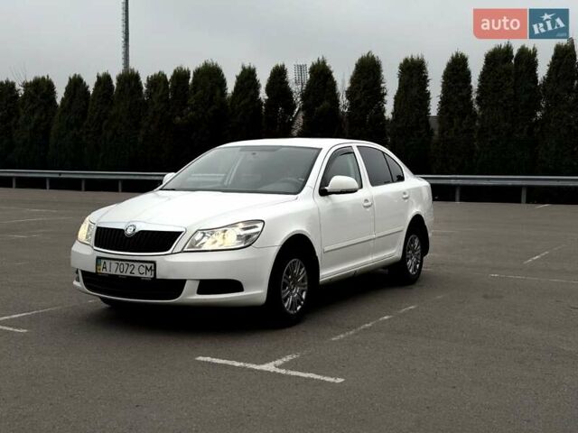 Білий Шкода Октавія, об'ємом двигуна 1.6 л та пробігом 282 тис. км за 5799 $, фото 39 на Automoto.ua