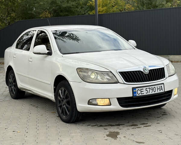 Белый Шкода Октавия, объемом двигателя 1.6 л и пробегом 383 тыс. км за 5350 $, фото 7 на Automoto.ua