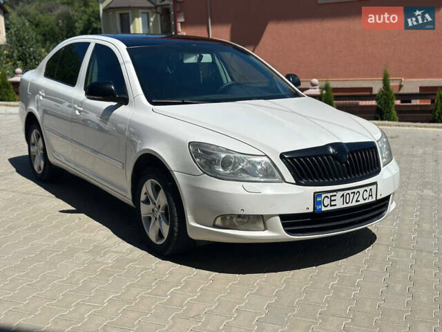 Шкода Октавия 2011 в Черновцах на Automoto.ua Белый Шкода Октавия, объемом двигателя 1.8 л и пробегом 258 тыс. км за 6500 $, фото 1 на Automoto.ua