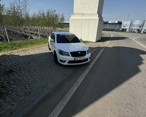 Білий Шкода Октавія, об'ємом двигуна 1.98 л та пробігом 220 тис. км за 8000 $, фото 10 на Automoto.ua