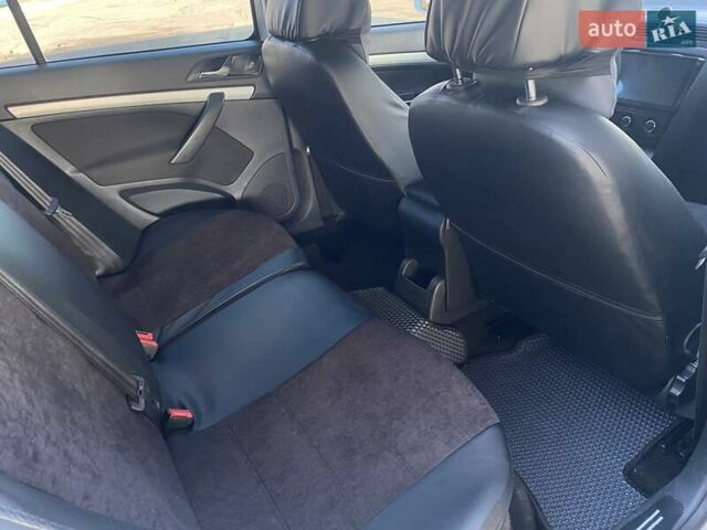 Белый Шкода Октавия, объемом двигателя 1.6 л и пробегом 195 тыс. км за 7800 $, фото 20 на Automoto.ua