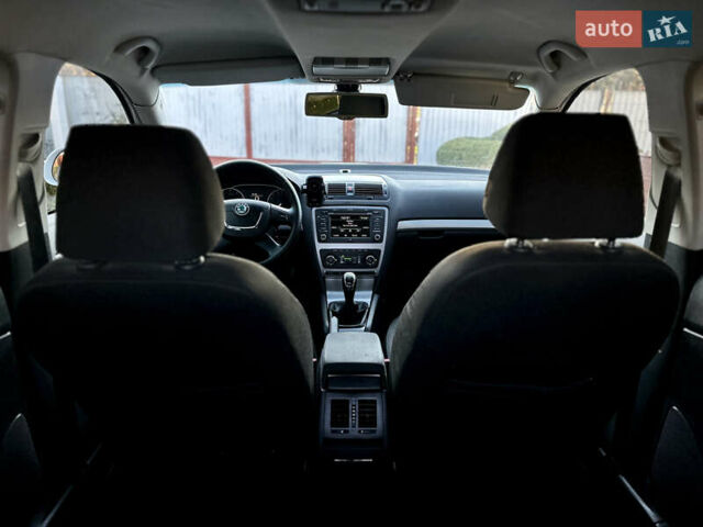 Белый Шкода Октавия, объемом двигателя 1.39 л и пробегом 275 тыс. км за 8200 $, фото 43 на Automoto.ua