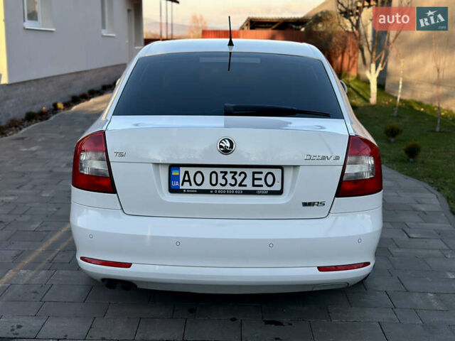 Белый Шкода Октавия, объемом двигателя 1.39 л и пробегом 275 тыс. км за 8200 $, фото 19 на Automoto.ua