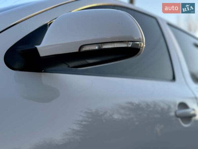 Белый Шкода Октавия, объемом двигателя 1.39 л и пробегом 275 тыс. км за 8200 $, фото 14 на Automoto.ua