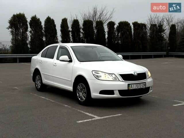 Білий Шкода Октавія, об'ємом двигуна 1.6 л та пробігом 282 тис. км за 5799 $, фото 36 на Automoto.ua