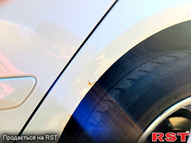 Шкода Октавия 2011 в Запорожье на Automoto.ua Белый Шкода Октавия, объемом двигателя 1.6 л и пробегом 208 тыс. км за 7500 $, фото 11 на Automoto.ua