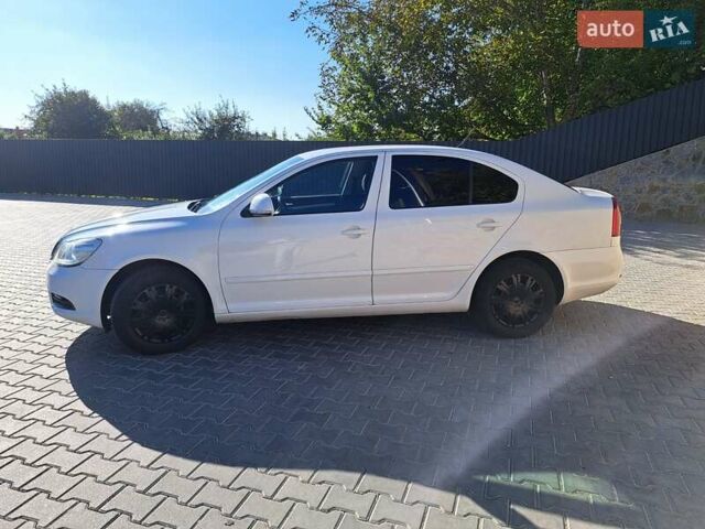 Білий Шкода Октавія, об'ємом двигуна 1.6 л та пробігом 230 тис. км за 8500 $, фото 3 на Automoto.ua