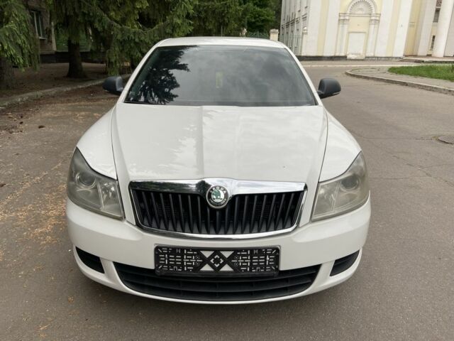 Белый Шкода Октавия, объемом двигателя 1.6 л и пробегом 151 тыс. км за 7700 $, фото 15 на Automoto.ua