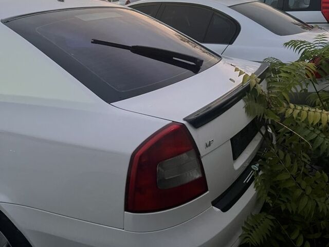 Белый Шкода Октавия, объемом двигателя 1.6 л и пробегом 190 тыс. км за 7000 $, фото 7 на Automoto.ua