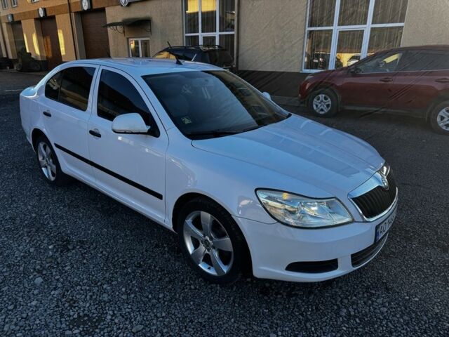 Белый Шкода Октавия, объемом двигателя 1.6 л и пробегом 380 тыс. км за 6150 $, фото 5 на Automoto.ua