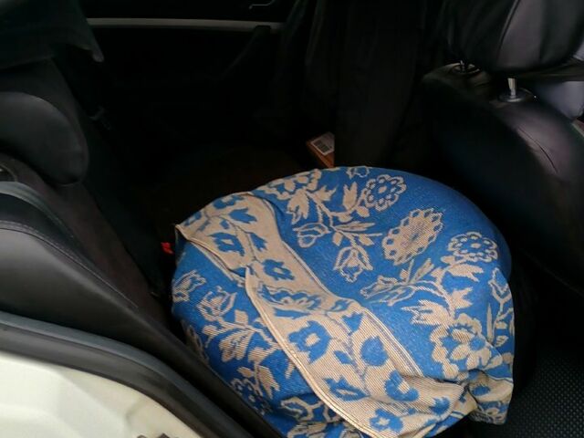 Белый Шкода Октавия, объемом двигателя 1.6 л и пробегом 194 тыс. км за 6800 $, фото 5 на Automoto.ua