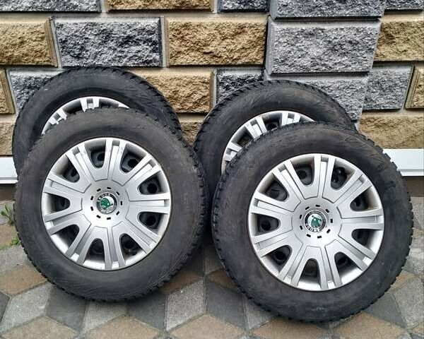 Шкода Октавия 2011 в Житомире на Automoto.ua Белый Шкода Октавия, объемом двигателя 1.6 л и пробегом 243 тыс. км за 7500 $, фото 7 на Automoto.ua