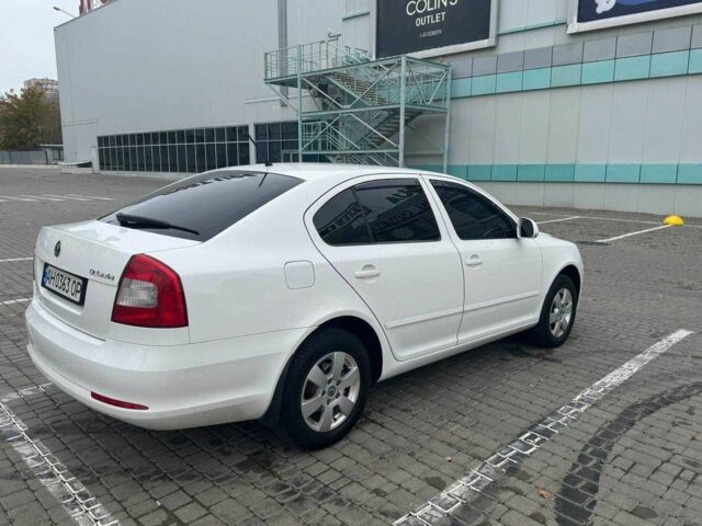 Белый Шкода Октавия, объемом двигателя 1.8 л и пробегом 180 тыс. км за 7200 $, фото 10 на Automoto.ua