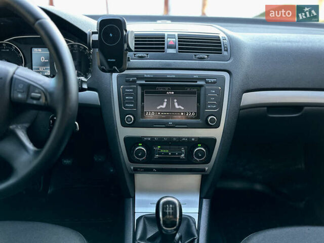 Белый Шкода Октавия, объемом двигателя 1.39 л и пробегом 275 тыс. км за 8200 $, фото 45 на Automoto.ua