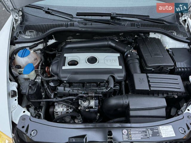 Белый Шкода Октавия, объемом двигателя 1.8 л и пробегом 37 тыс. км за 10900 $, фото 28 на Automoto.ua