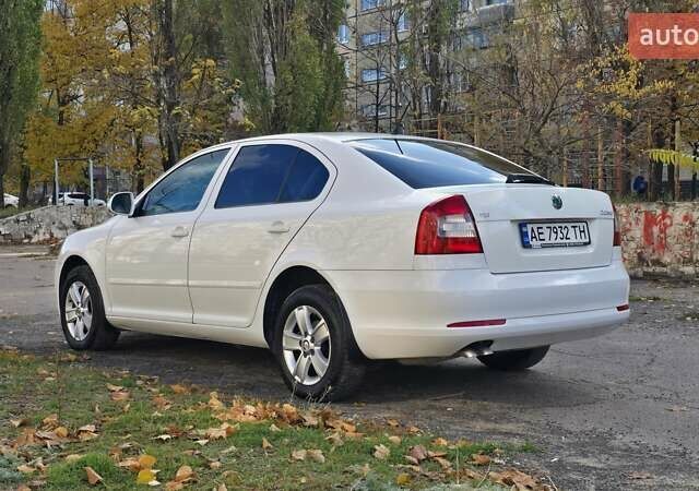 Білий Шкода Октавія, об'ємом двигуна 1.97 л та пробігом 180 тис. км за 8700 $, фото 14 на Automoto.ua