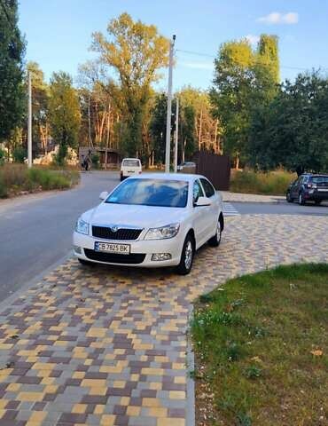 Шкода Октавія 2012 у Чернігові на Automoto.ua Білий Шкода Октавія, об'ємом двигуна 1.6 л та пробігом 94 тис. км за 12500 $, фото 1 на Automoto.ua