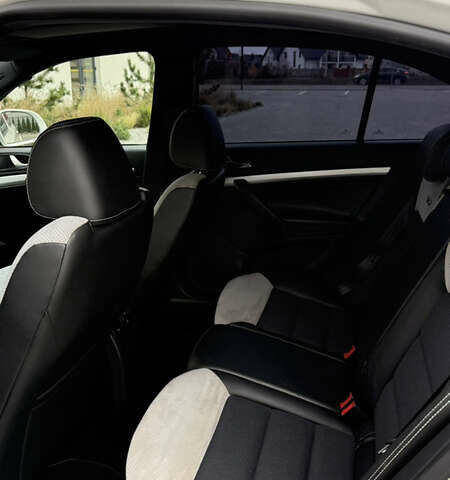 Белый Шкода Октавия, объемом двигателя 1.97 л и пробегом 239 тыс. км за 11999 $, фото 34 на Automoto.ua