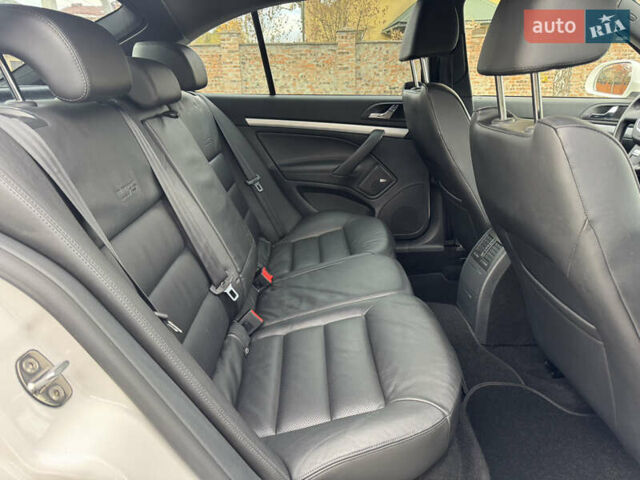 Белый Шкода Октавия, объемом двигателя 1.98 л и пробегом 177 тыс. км за 10550 $, фото 21 на Automoto.ua