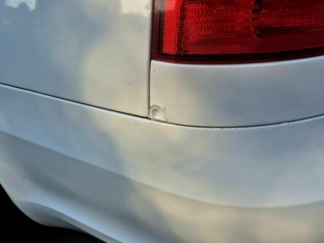 Білий Шкода Октавія, об'ємом двигуна 1.6 л та пробігом 280 тис. км за 7000 $, фото 5 на Automoto.ua