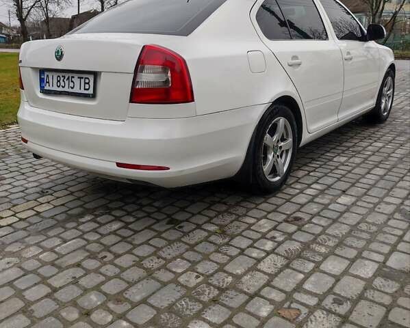 Белый Шкода Октавия, объемом двигателя 1.6 л и пробегом 286 тыс. км за 7500 $, фото 27 на Automoto.ua