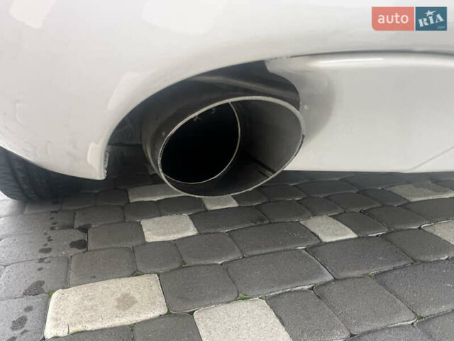 Білий Шкода Октавія, об'ємом двигуна 1.6 л та пробігом 313 тис. км за 7950 $, фото 24 на Automoto.ua