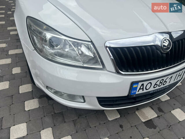 Білий Шкода Октавія, об'ємом двигуна 1.6 л та пробігом 313 тис. км за 7950 $, фото 7 на Automoto.ua