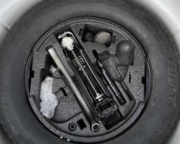 Шкода Октавия 2012 в Кропивницком (Кировограде) на Automoto.ua Белый Шкода Октавия, объемом двигателя 1.8 л и пробегом 222 тыс. км за 6700 $, фото 17 на Automoto.ua