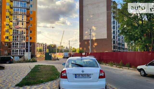 Шкода Октавія 2012 у Чернігові на Automoto.ua Білий Шкода Октавія, об'ємом двигуна 1.6 л та пробігом 94 тис. км за 12500 $, фото 3 на Automoto.ua