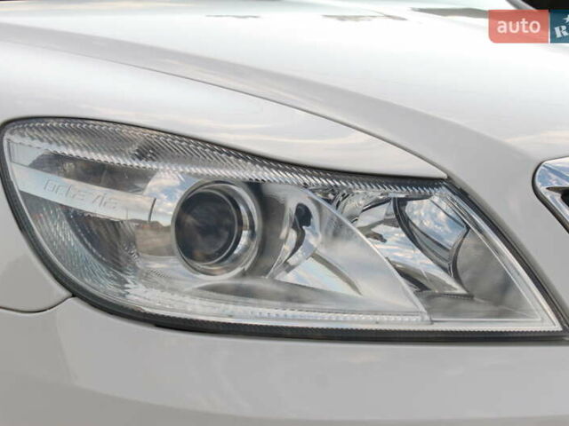 Белый Шкода Октавия, объемом двигателя 1.6 л и пробегом 170 тыс. км за 7450 $, фото 7 на Automoto.ua